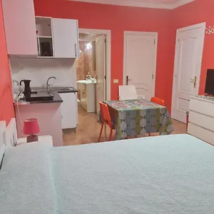 Vivienda Perez Martin Apartment